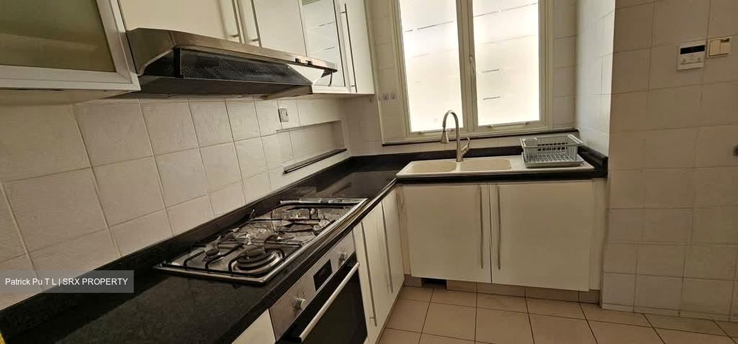 Goldenhill Park Condominium (D20), Condominium #569690801